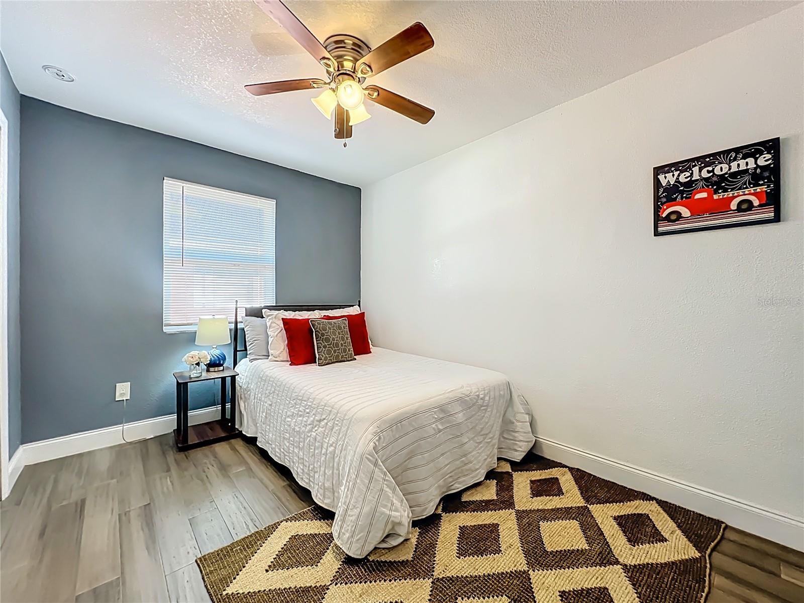 Image 34 of 51 For 423 Ololu Drive