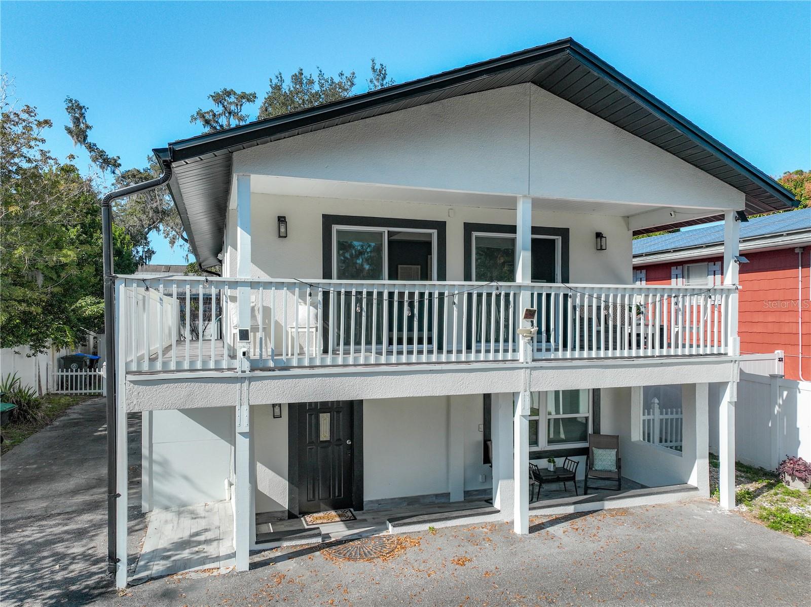 Image 4 of 51 For 423 Ololu Drive