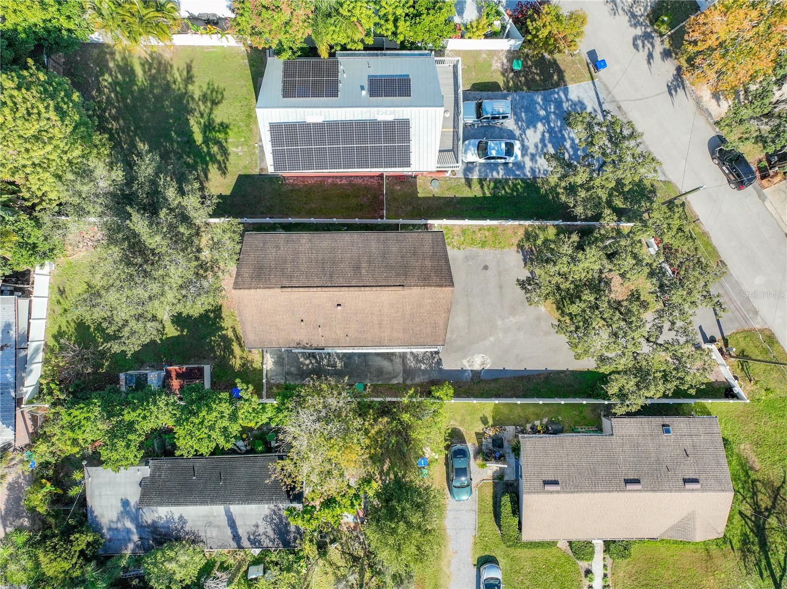 Image 46 of 51 For 423 Ololu Drive