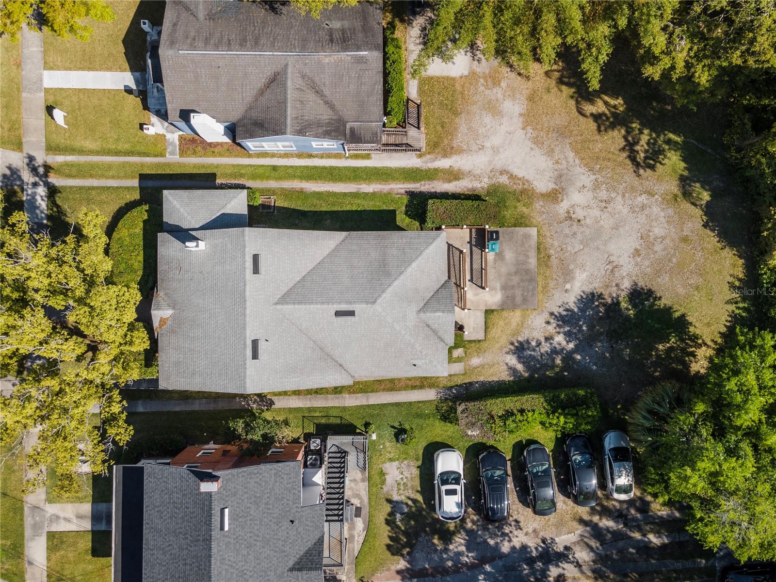 Image 7 of 8 For 827 Irma Avenue