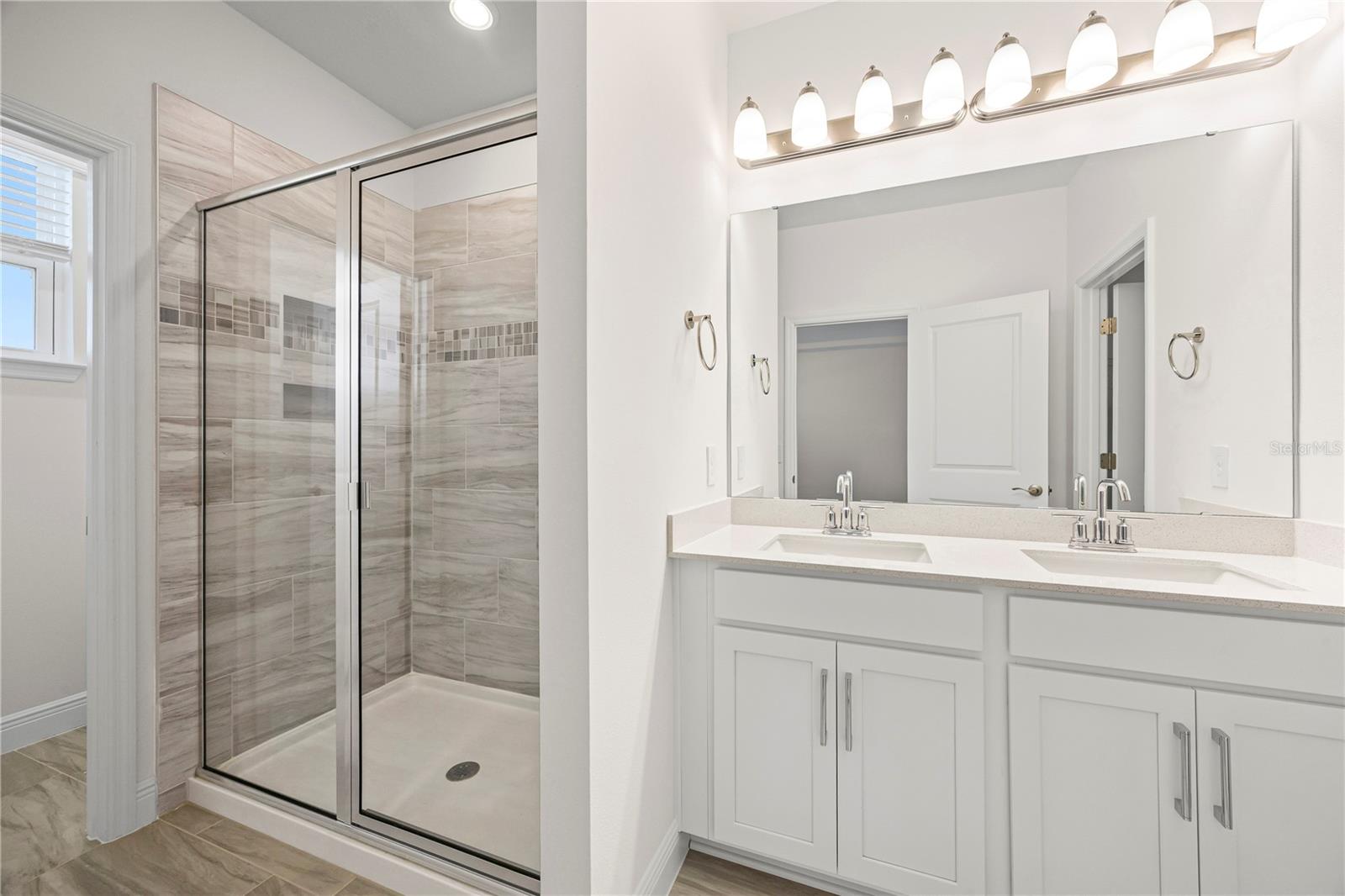 Image 12 of 18 For 16436 Silver Brook Way