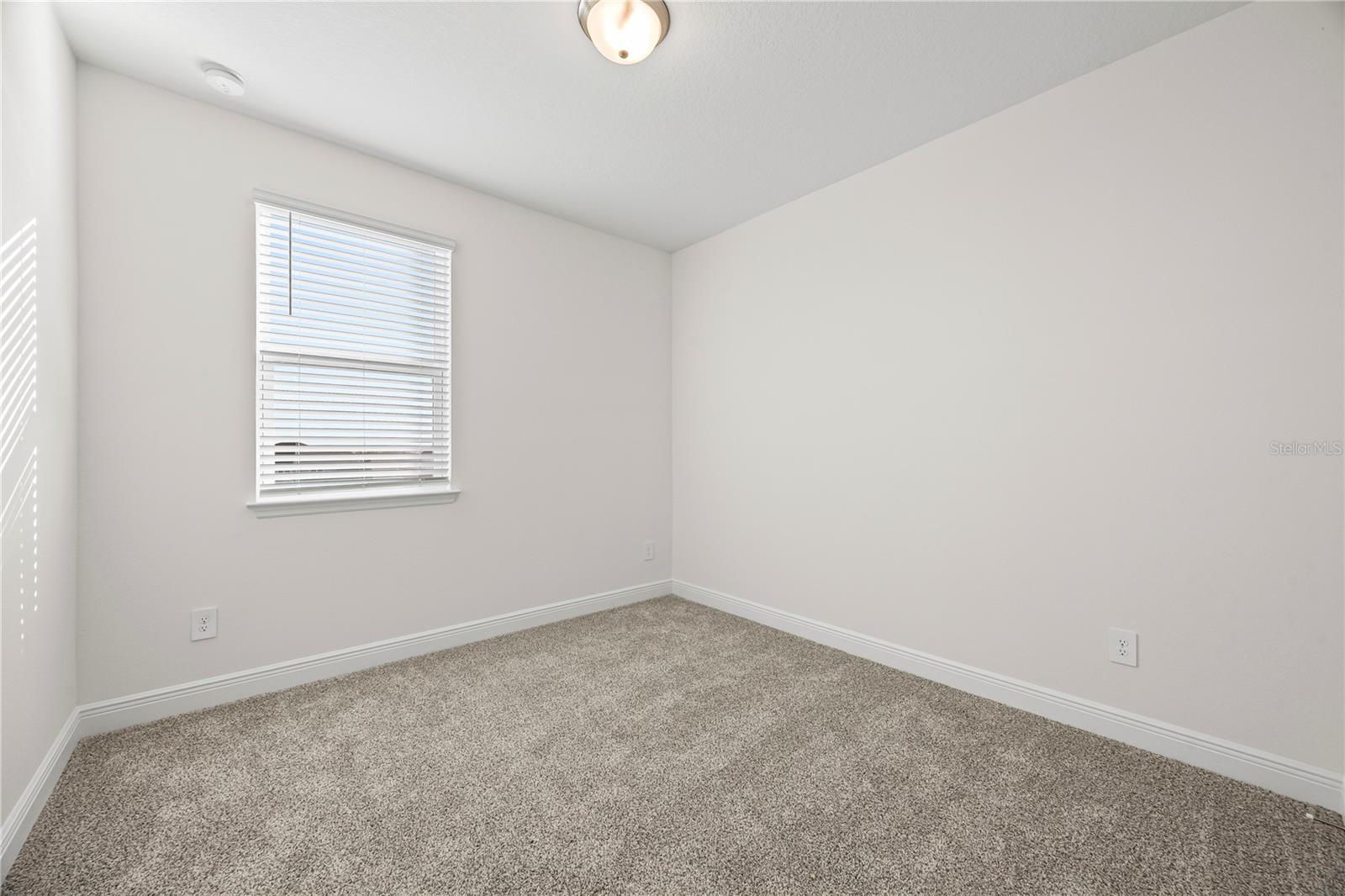 Image 15 of 18 For 16436 Silver Brook Way