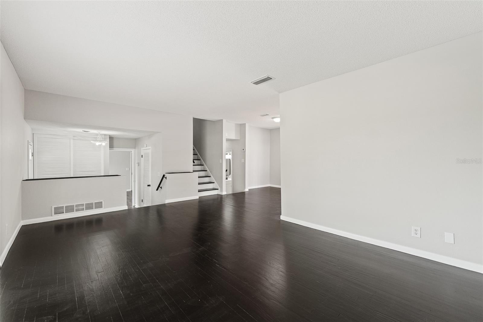 Image 8 of 37 For 47 Kathy Drive