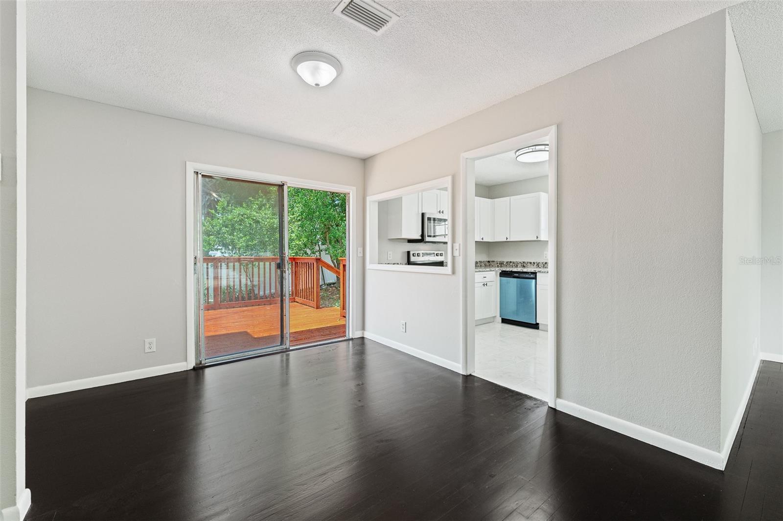 Image 9 of 37 For 47 Kathy Drive