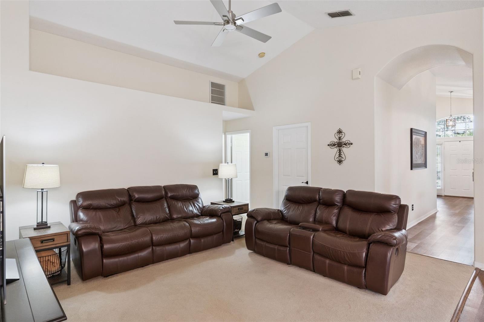 Image 10 of 31 For 2437 Cliffdale Street