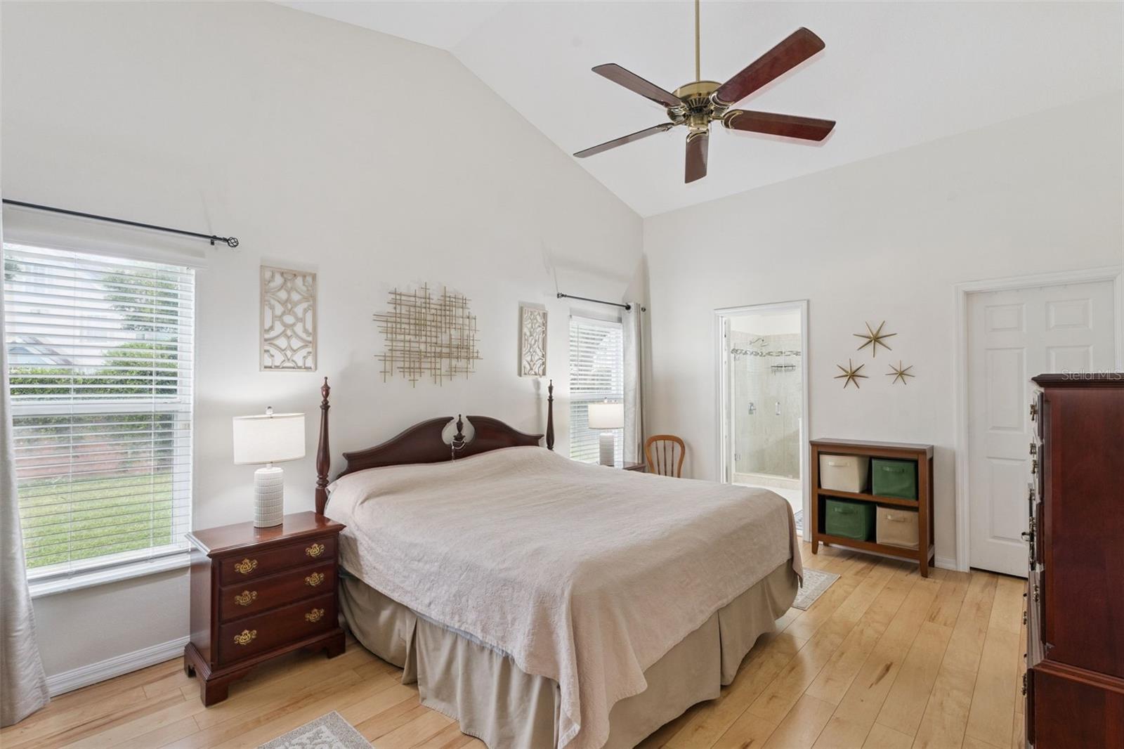 Image 11 of 31 For 2437 Cliffdale Street