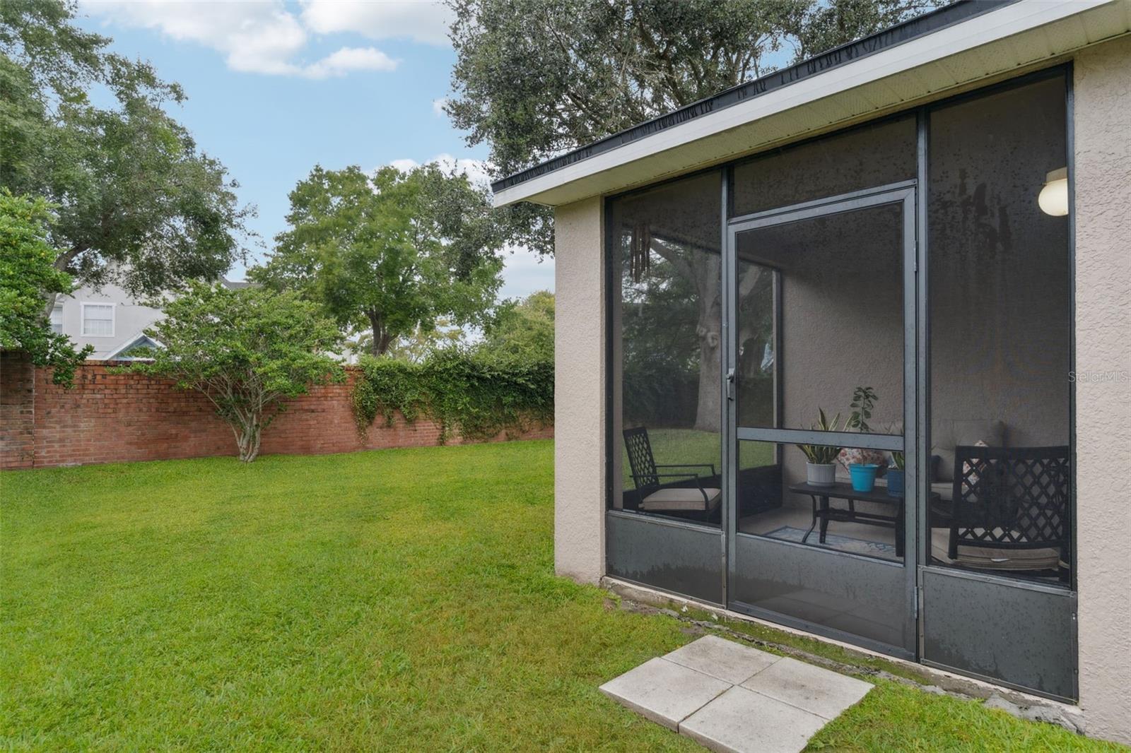 Image 19 of 31 For 2437 Cliffdale Street