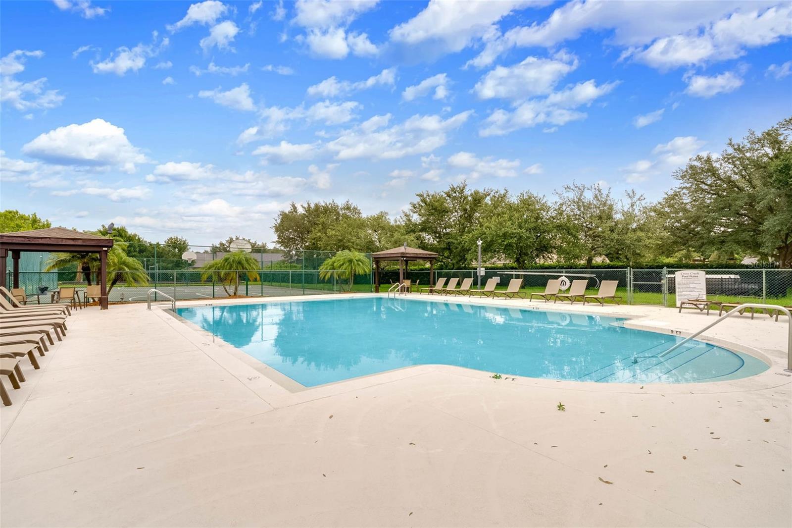 Image 25 of 31 For 2437 Cliffdale Street