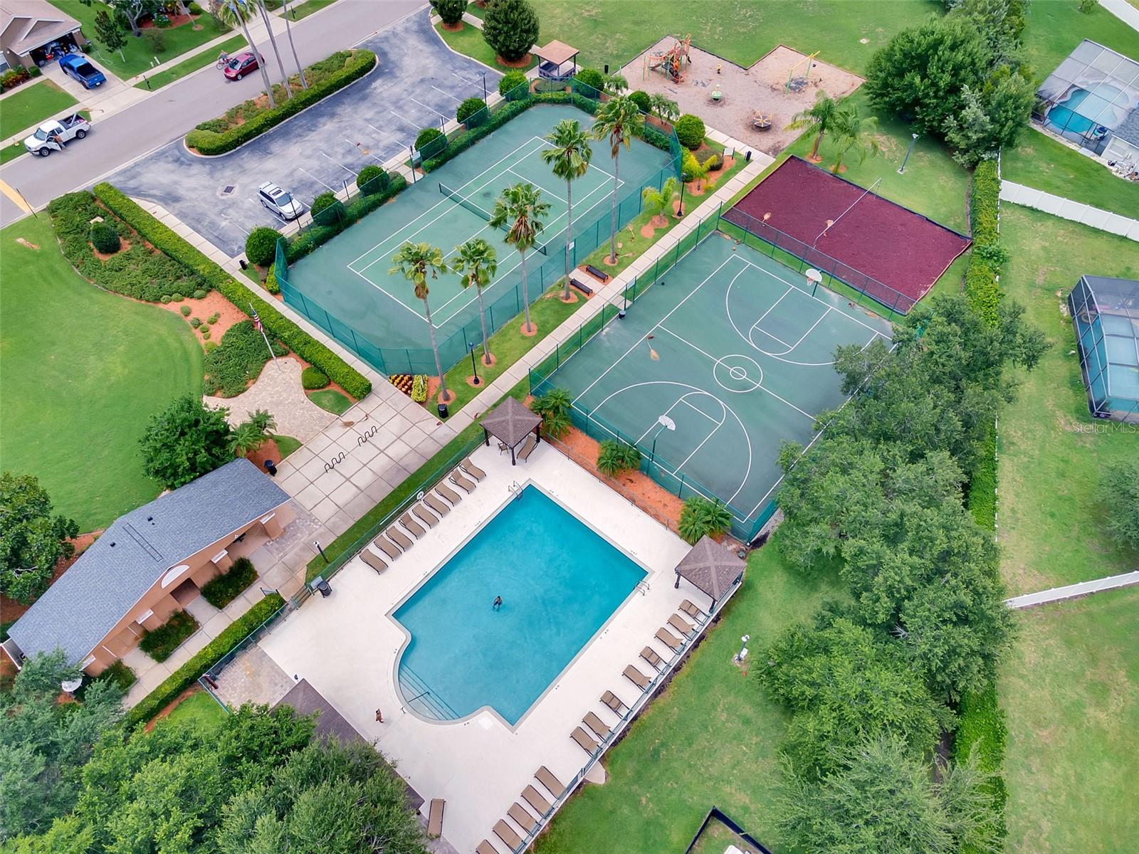 Image 28 of 31 For 2437 Cliffdale Street