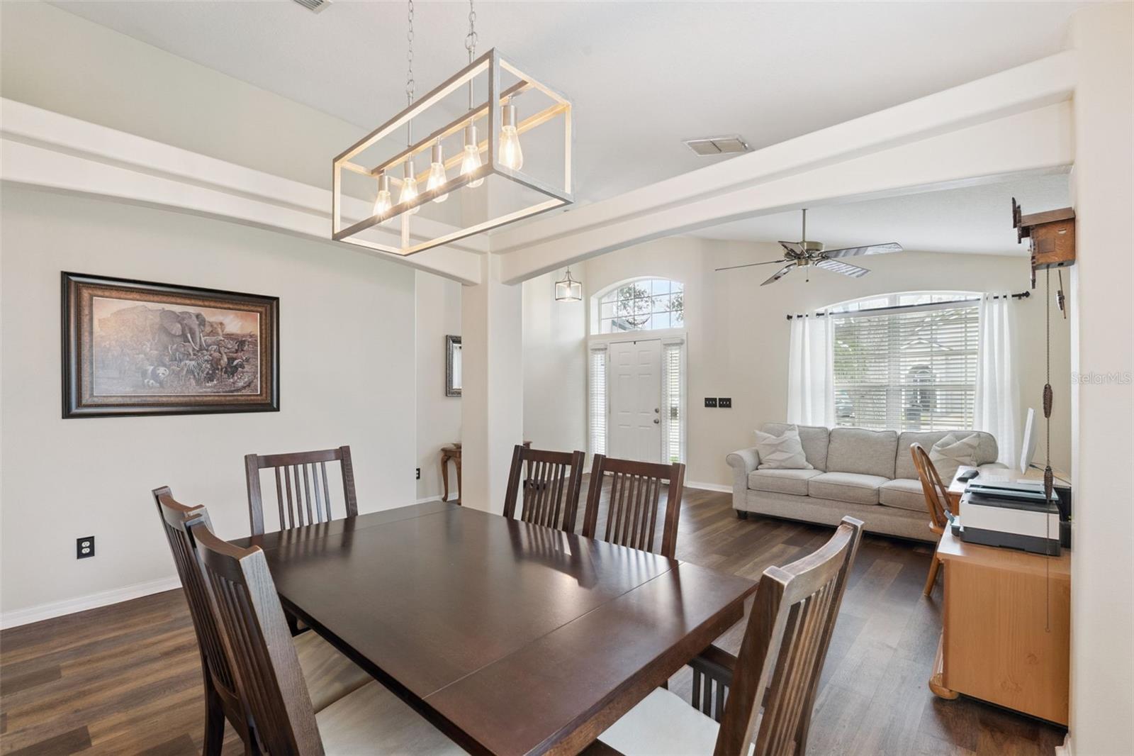 Image 5 of 31 For 2437 Cliffdale Street