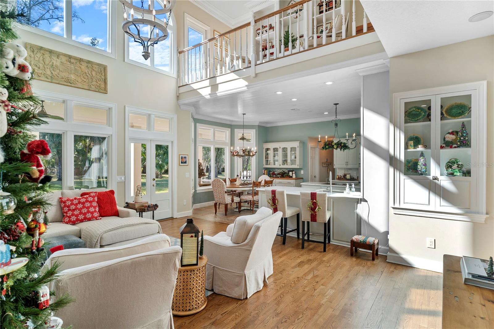 Image 19 of 57 For 1879 Arlington Court