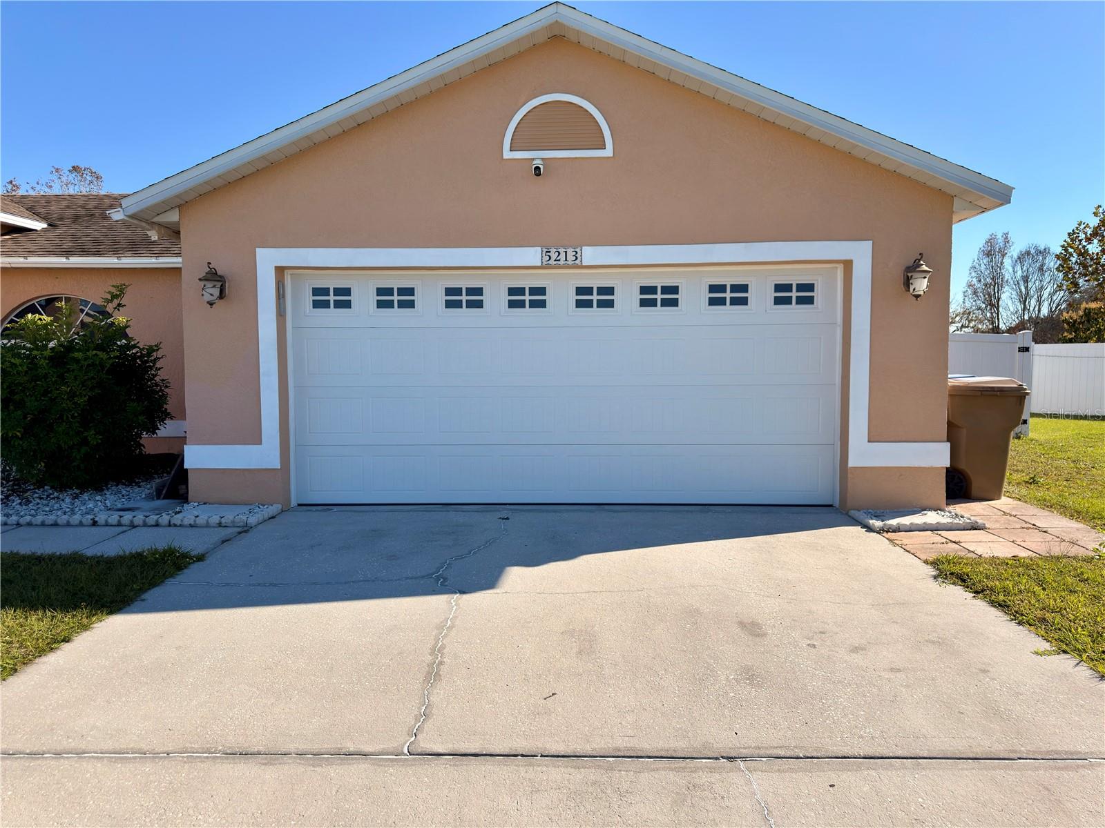 Image 3 of 28 For 5213 Heatherstone Court