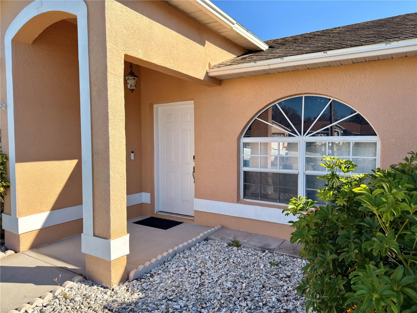 Image 4 of 28 For 5213 Heatherstone Court