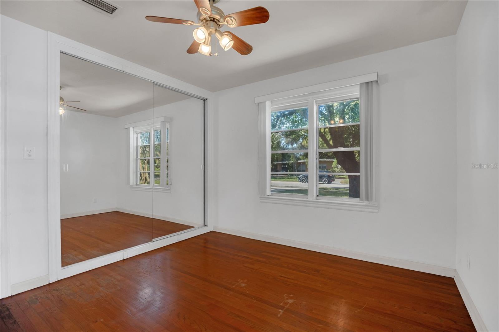 Image 13 of 23 For 505 Crystal Lake Drive