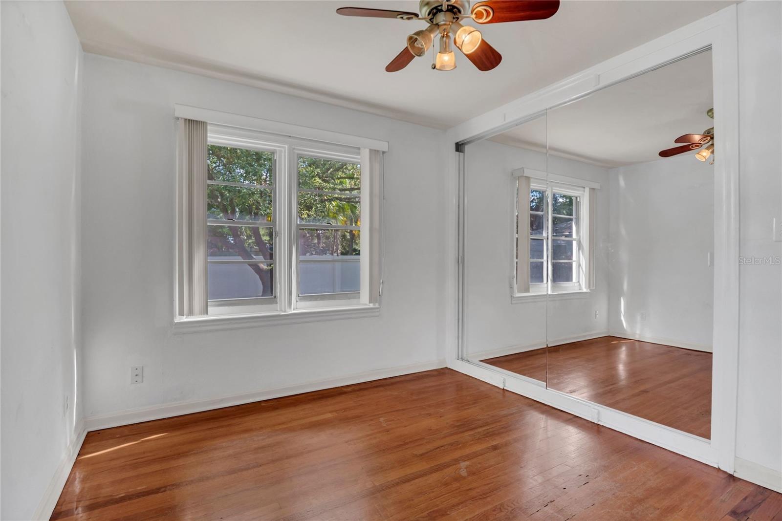 Image 15 of 23 For 505 Crystal Lake Drive