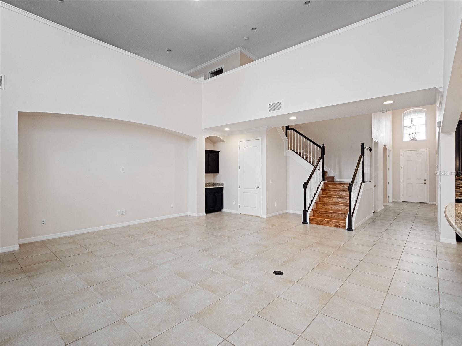 Image 13 of 39 For 2015 Sandy Garden Lane