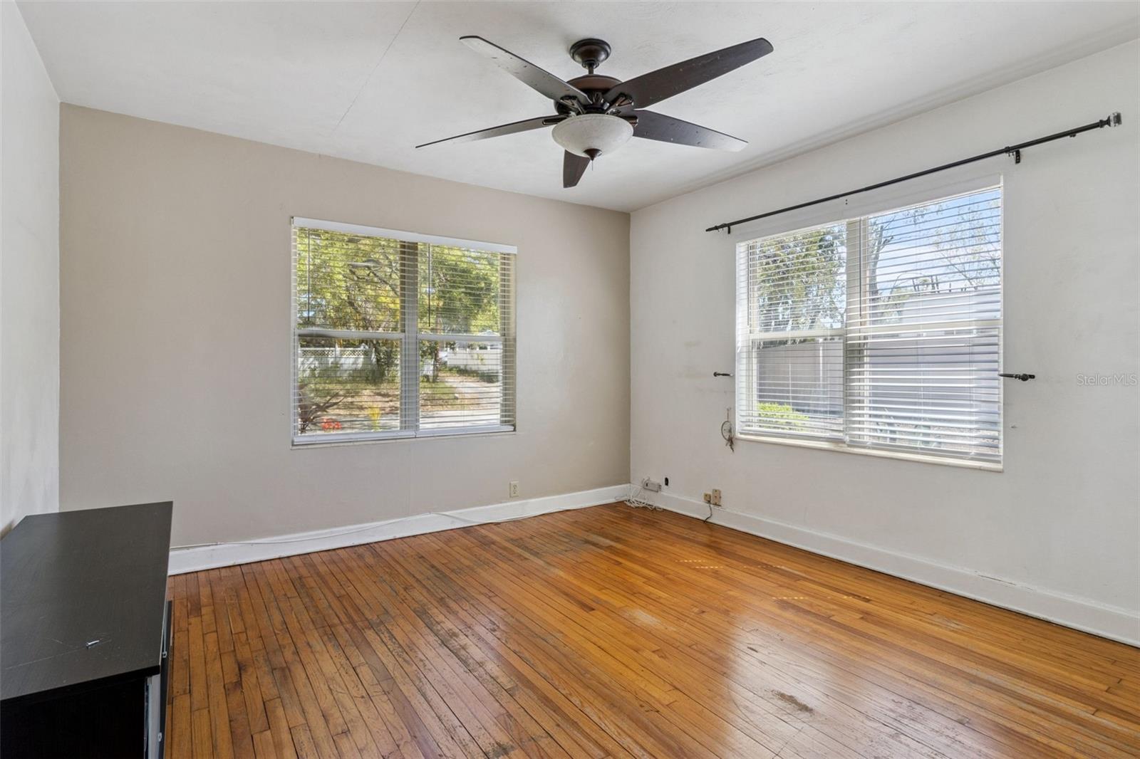 Image 14 of 37 For 3016 Albany Avenue