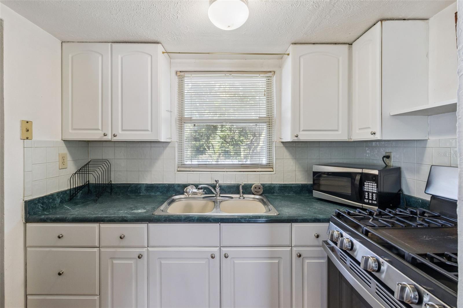 Image 25 of 37 For 3016 Albany Avenue