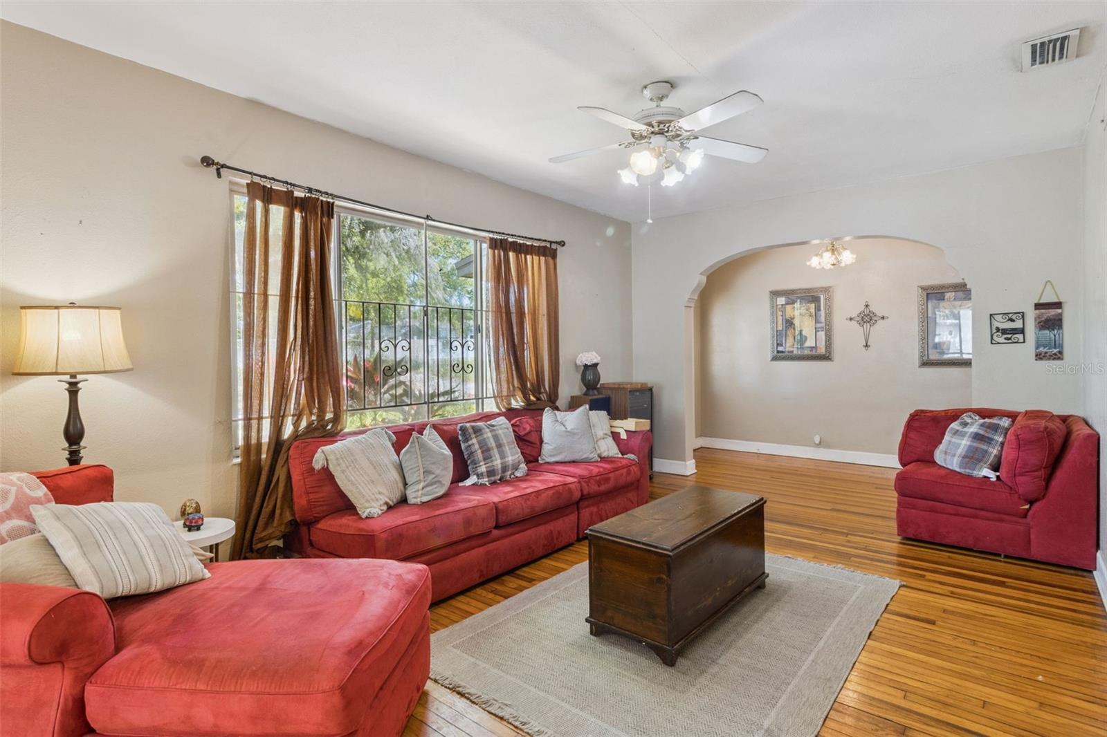 Image 6 of 37 For 3016 Albany Avenue