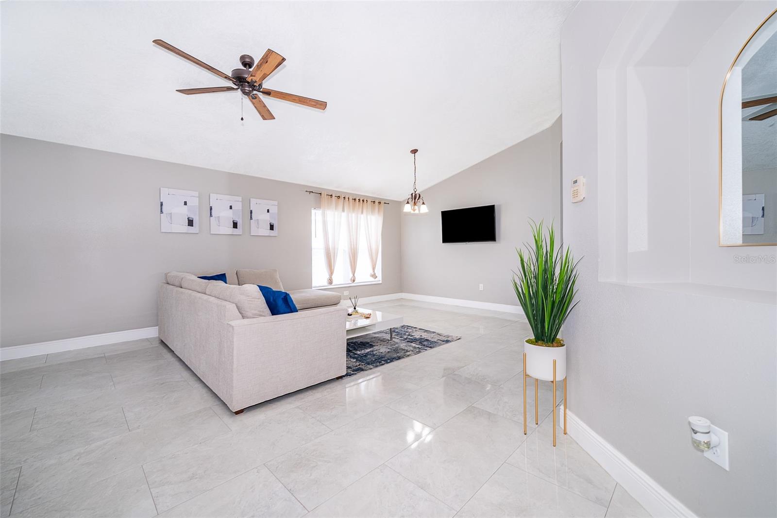 Image 5 of 30 For 207 Langham Drive