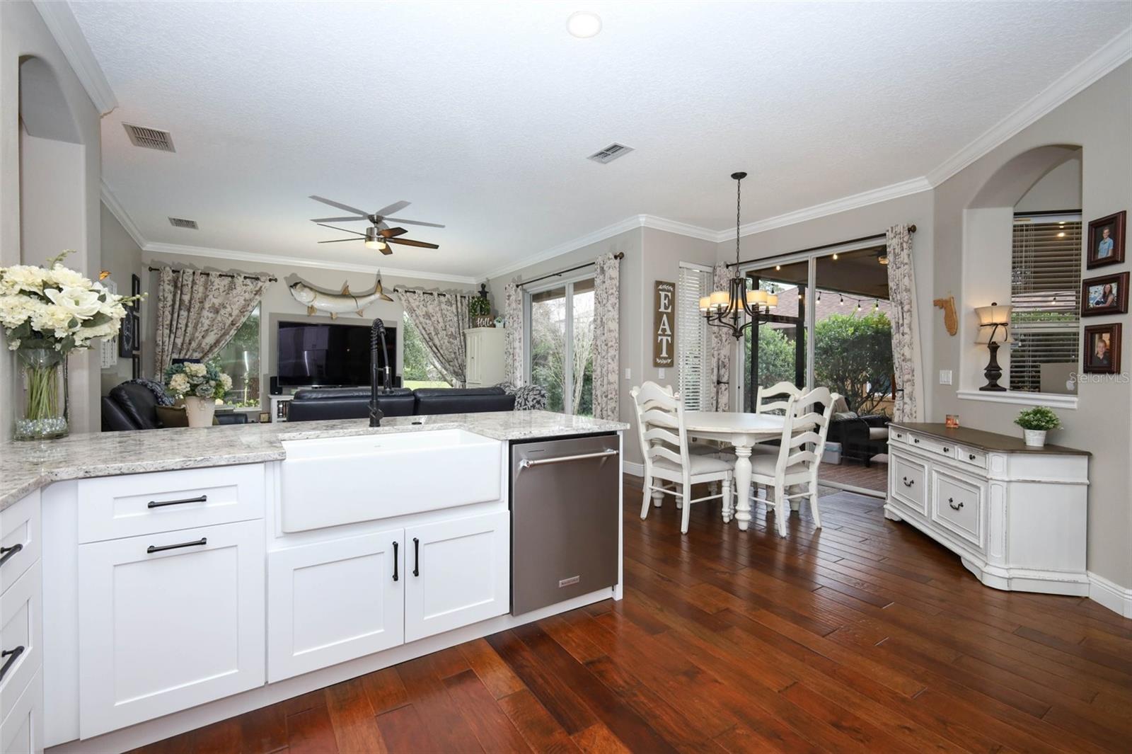 Image 14 of 61 For 488 Pickfair Terrace