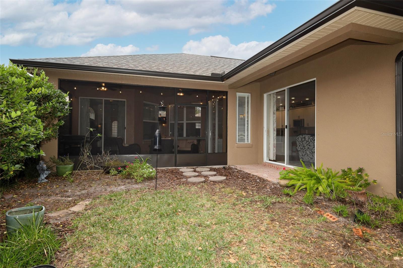 Image 35 of 61 For 488 Pickfair Terrace