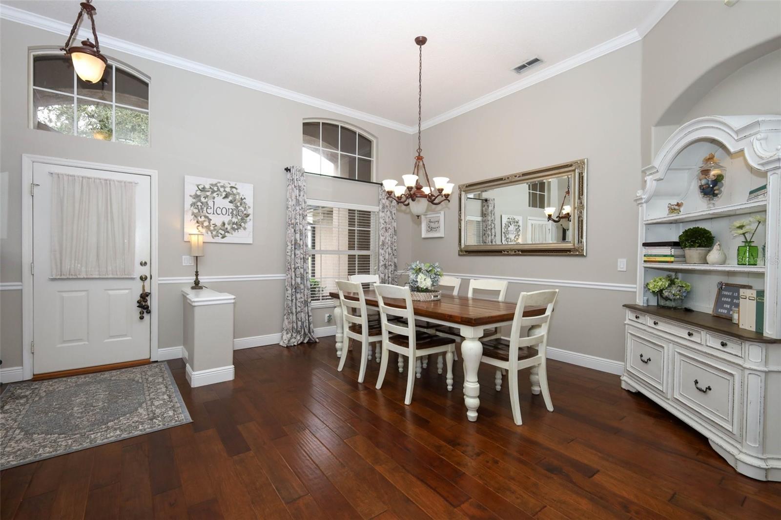 Image 5 of 61 For 488 Pickfair Terrace