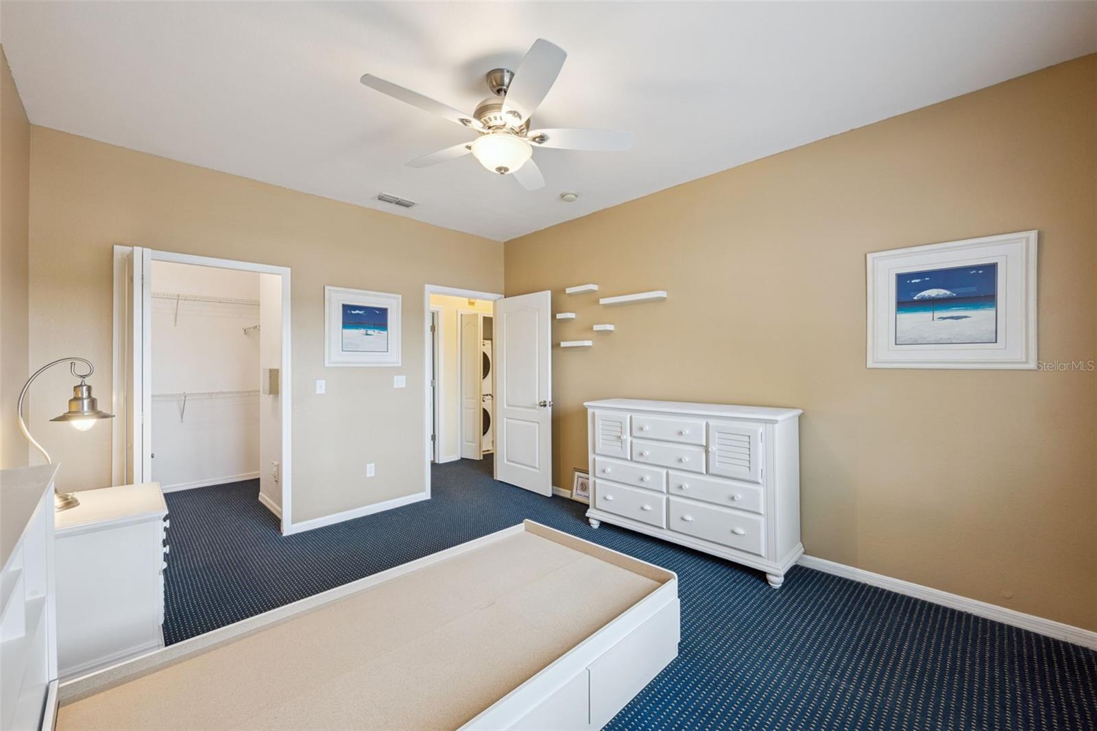 Image 18 of 47 For 3007 Bonfire Beach Drive 201