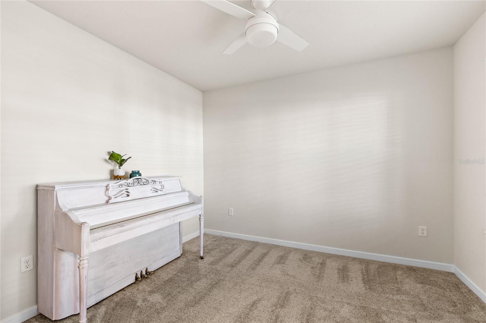 Image 18 of 40 For 4079 Feather Tree Drive