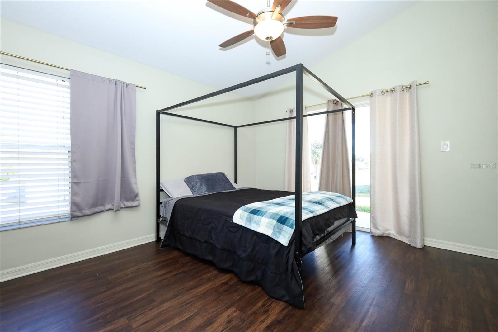 Image 7 of 41 For 200 Patrice Hope Street