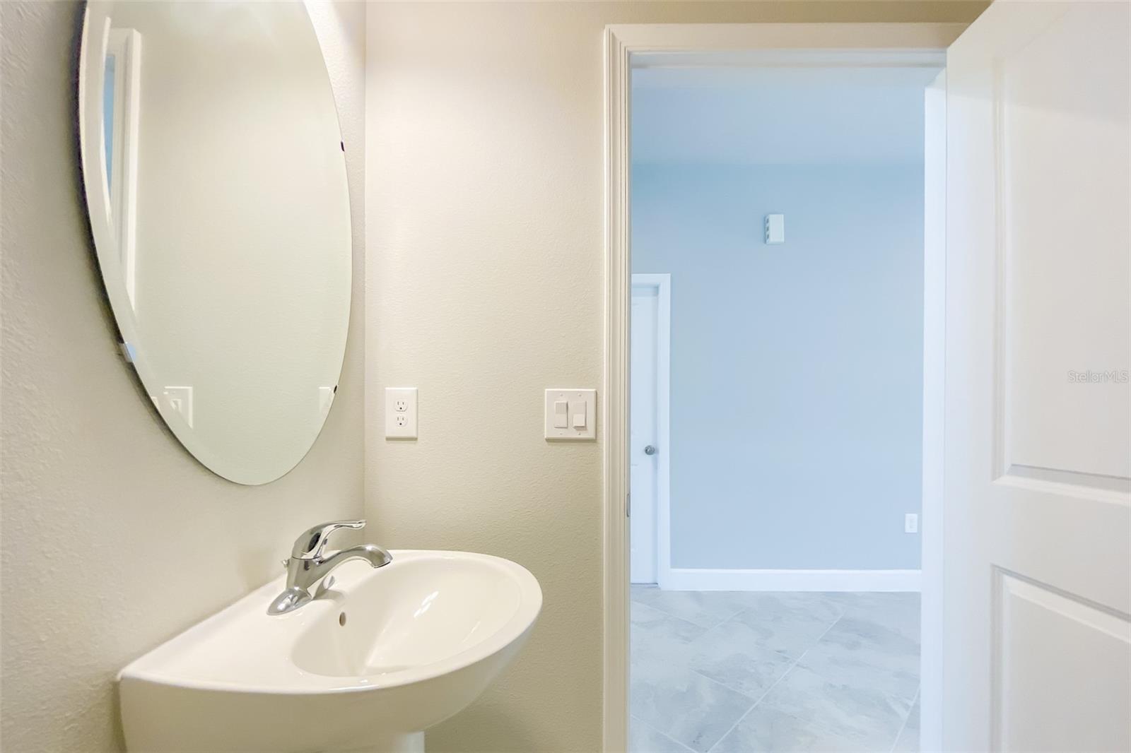 Image 11 of 40 For 13224 Orange Isle Drive