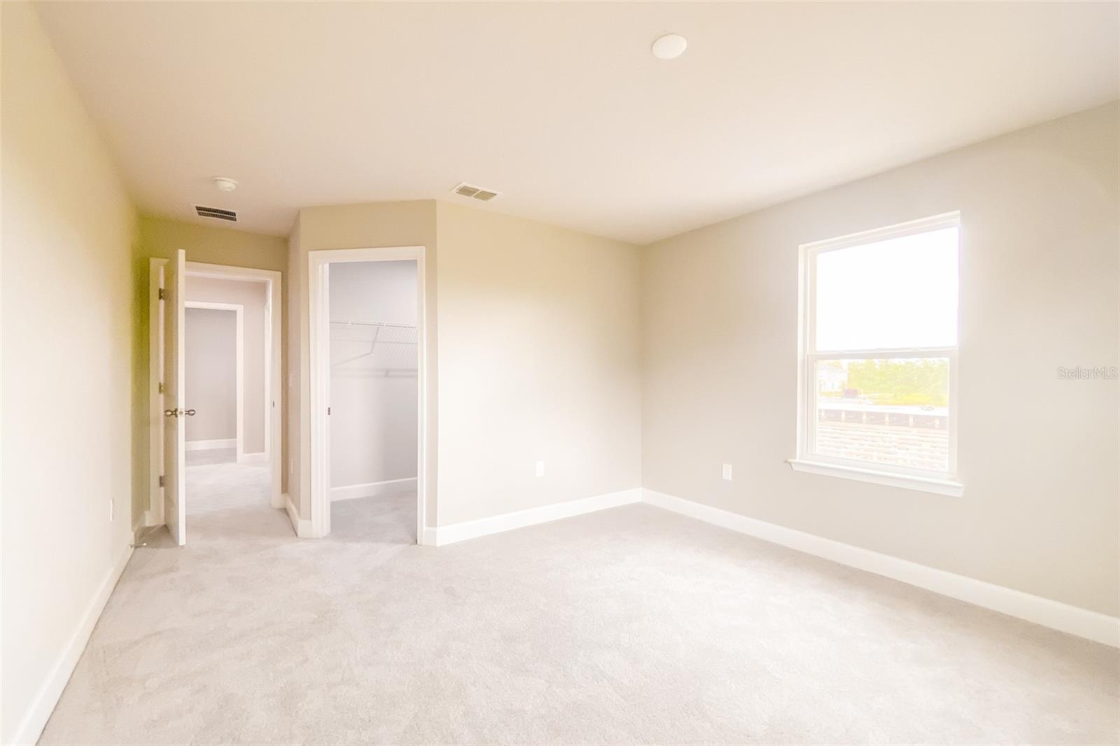 Image 21 of 40 For 13224 Orange Isle Drive