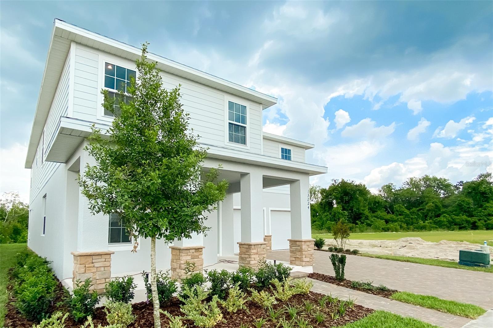 Image 3 of 40 For 13224 Orange Isle Drive