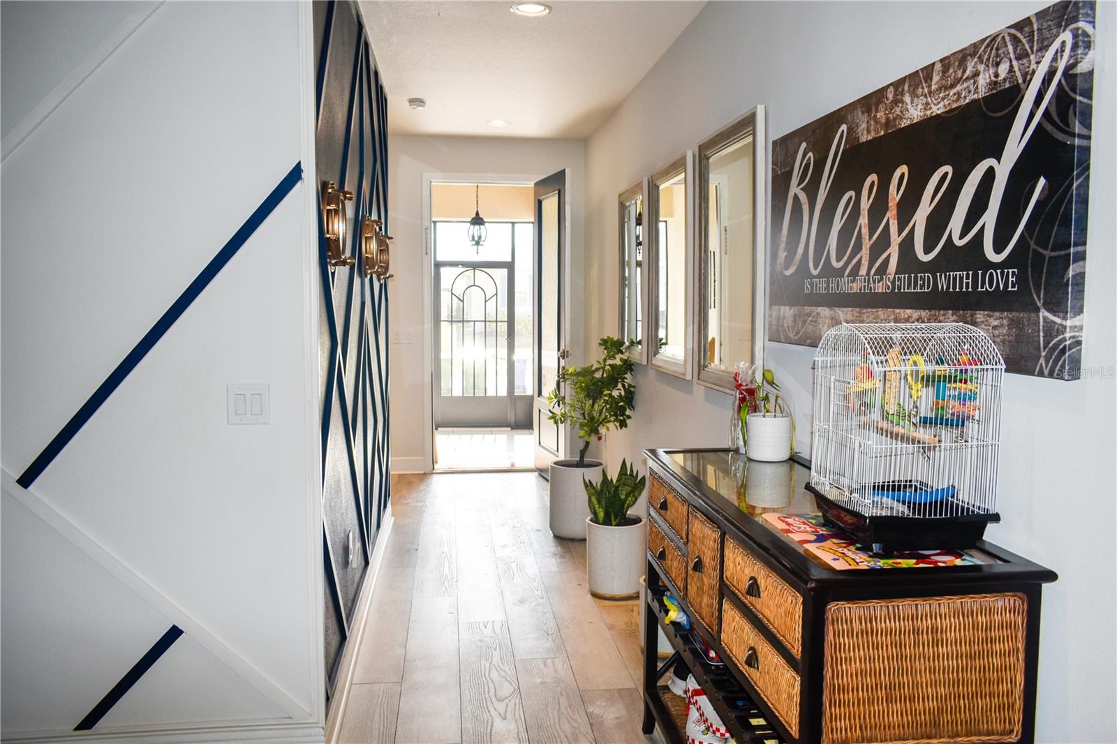 Image 12 of 91 For 180 Lake Smart Circle