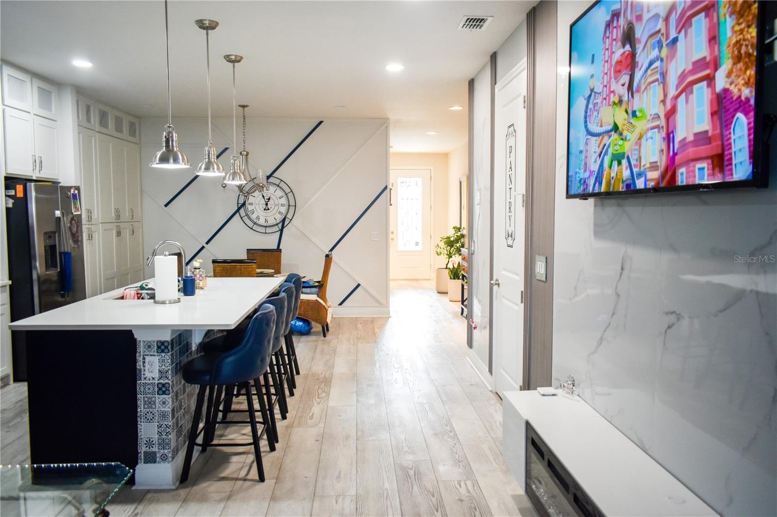 Image 30 of 91 For 180 Lake Smart Circle