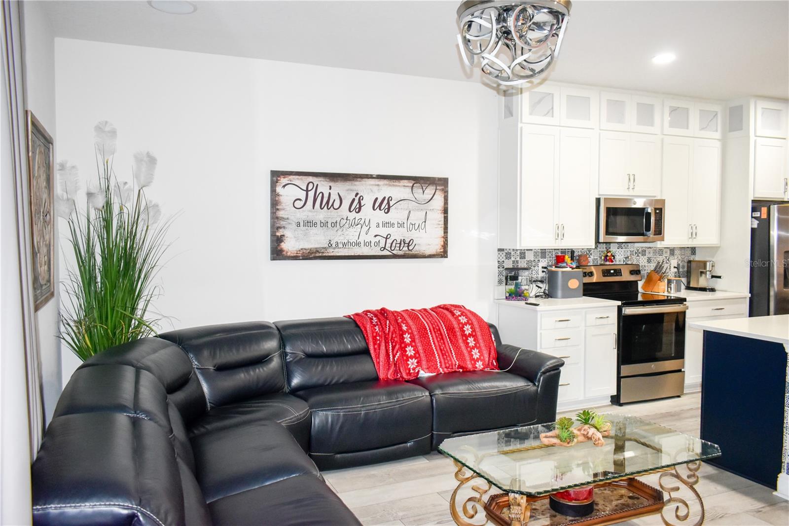 Image 32 of 91 For 180 Lake Smart Circle