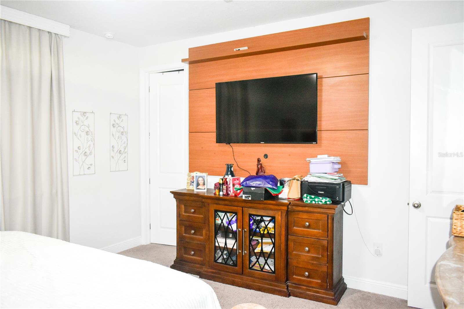 Image 40 of 91 For 180 Lake Smart Circle