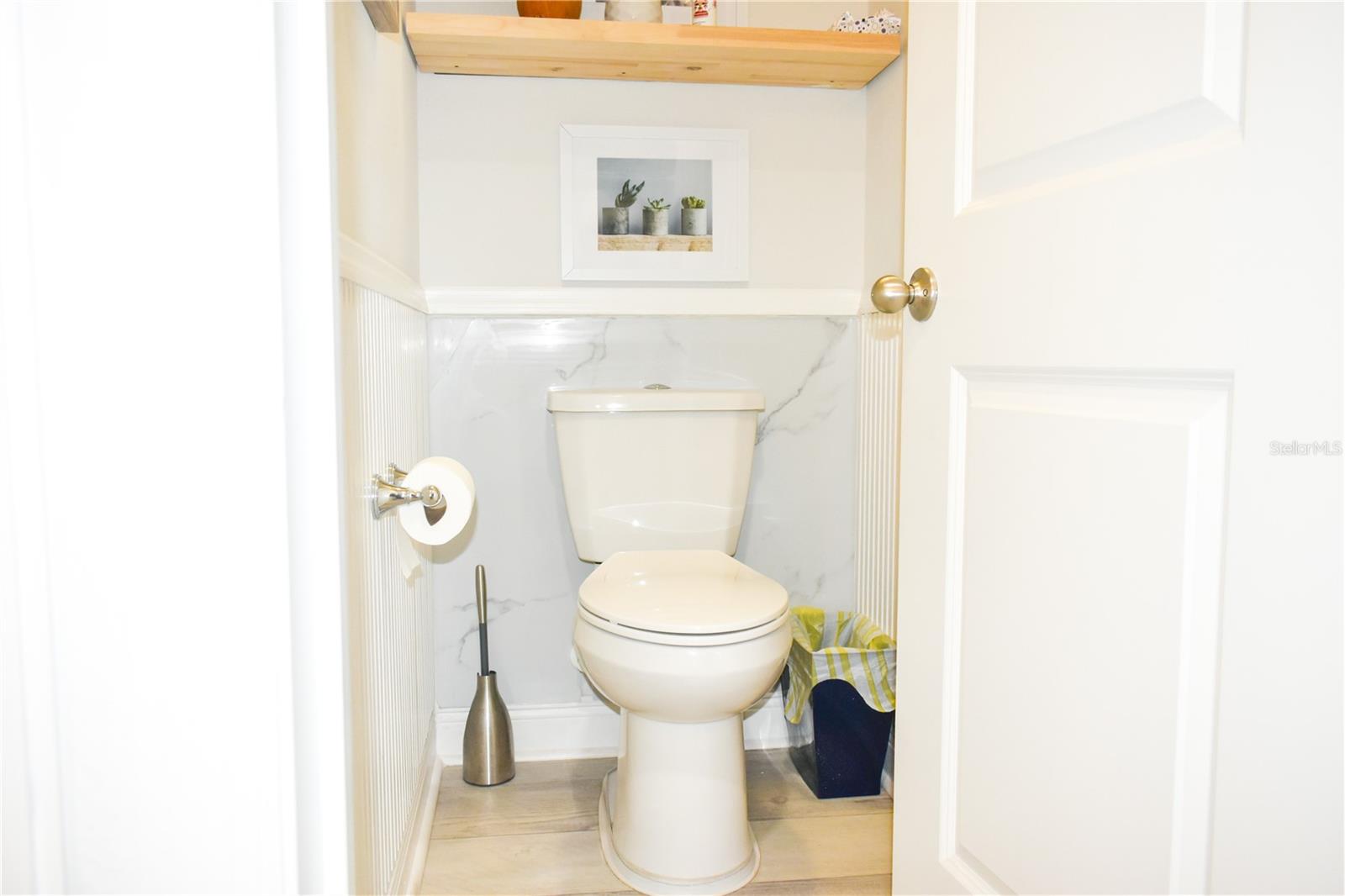 Image 44 of 91 For 180 Lake Smart Circle