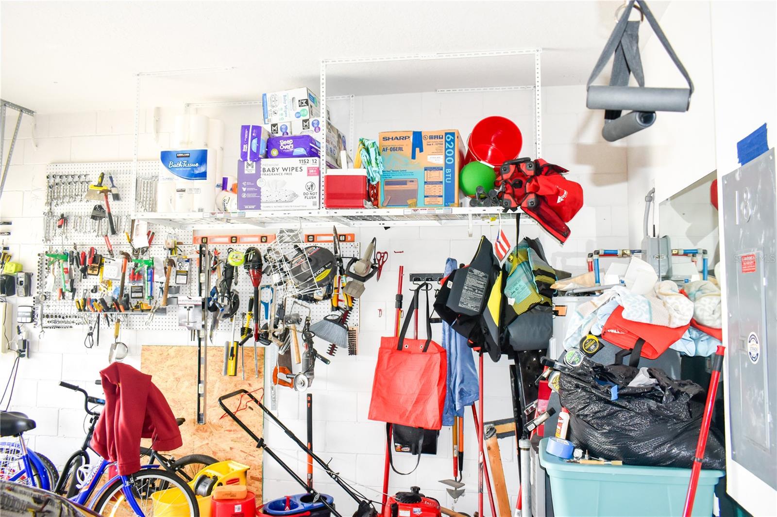 Image 57 of 91 For 180 Lake Smart Circle