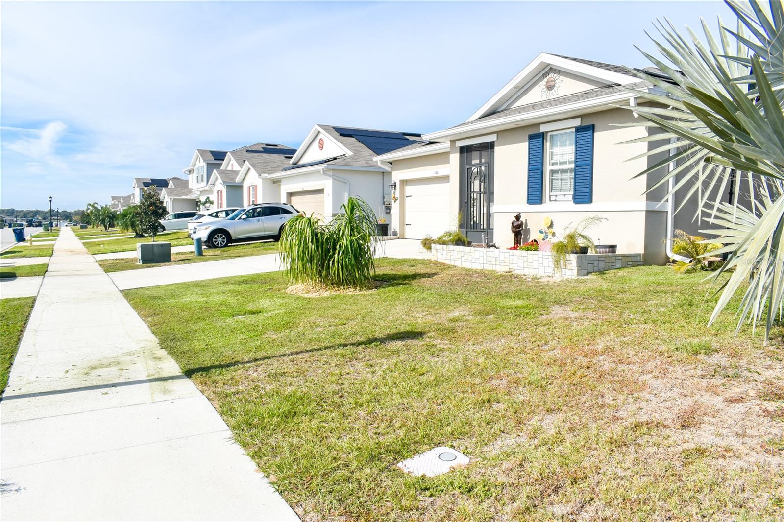 Image 8 of 91 For 180 Lake Smart Circle