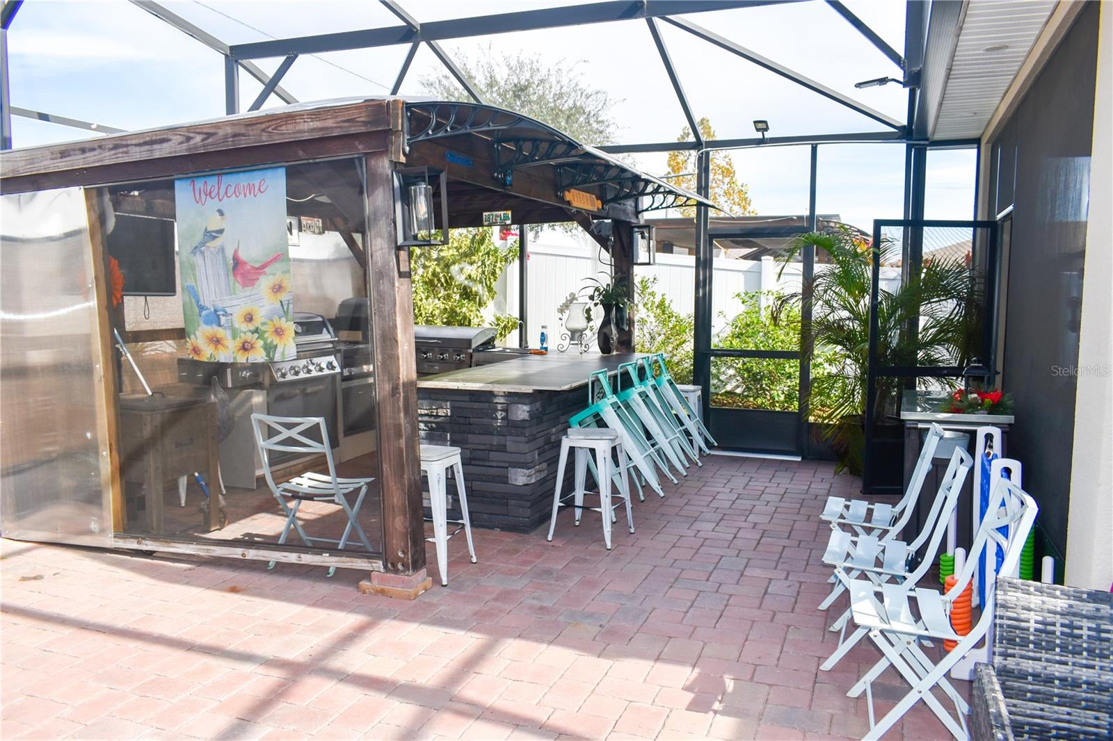 Image 84 of 91 For 180 Lake Smart Circle