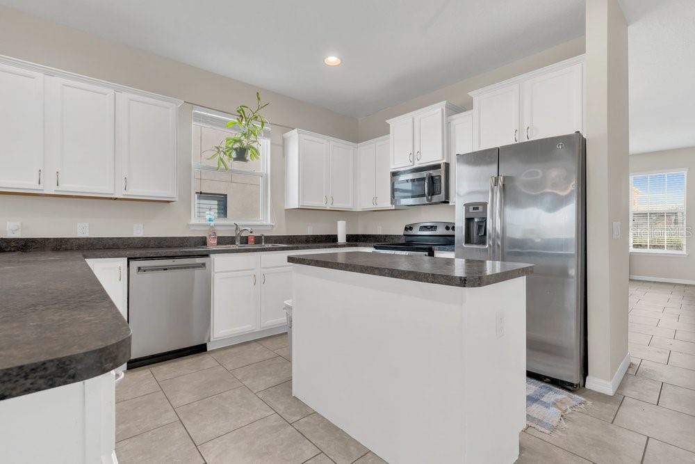 Image 10 of 44 For 1240 Maplebrook Drive