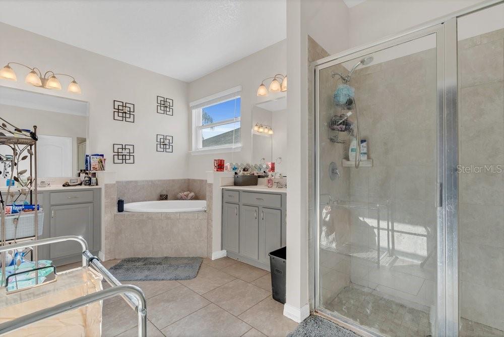 Image 26 of 44 For 1240 Maplebrook Drive