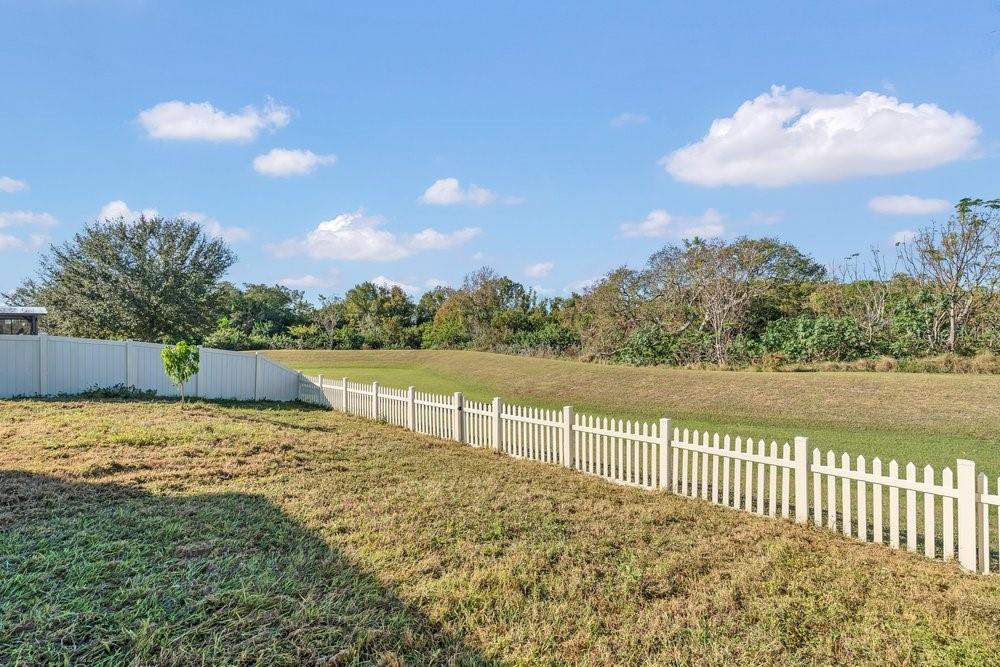 Image 33 of 44 For 1240 Maplebrook Drive