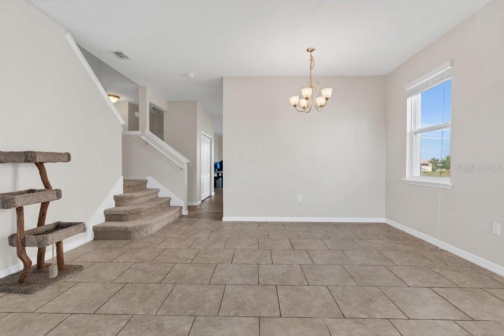 Image 6 of 44 For 1240 Maplebrook Drive