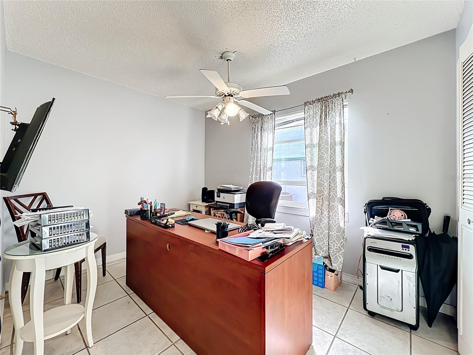 Image 19 of 36 For 2551 El Portal Avenue