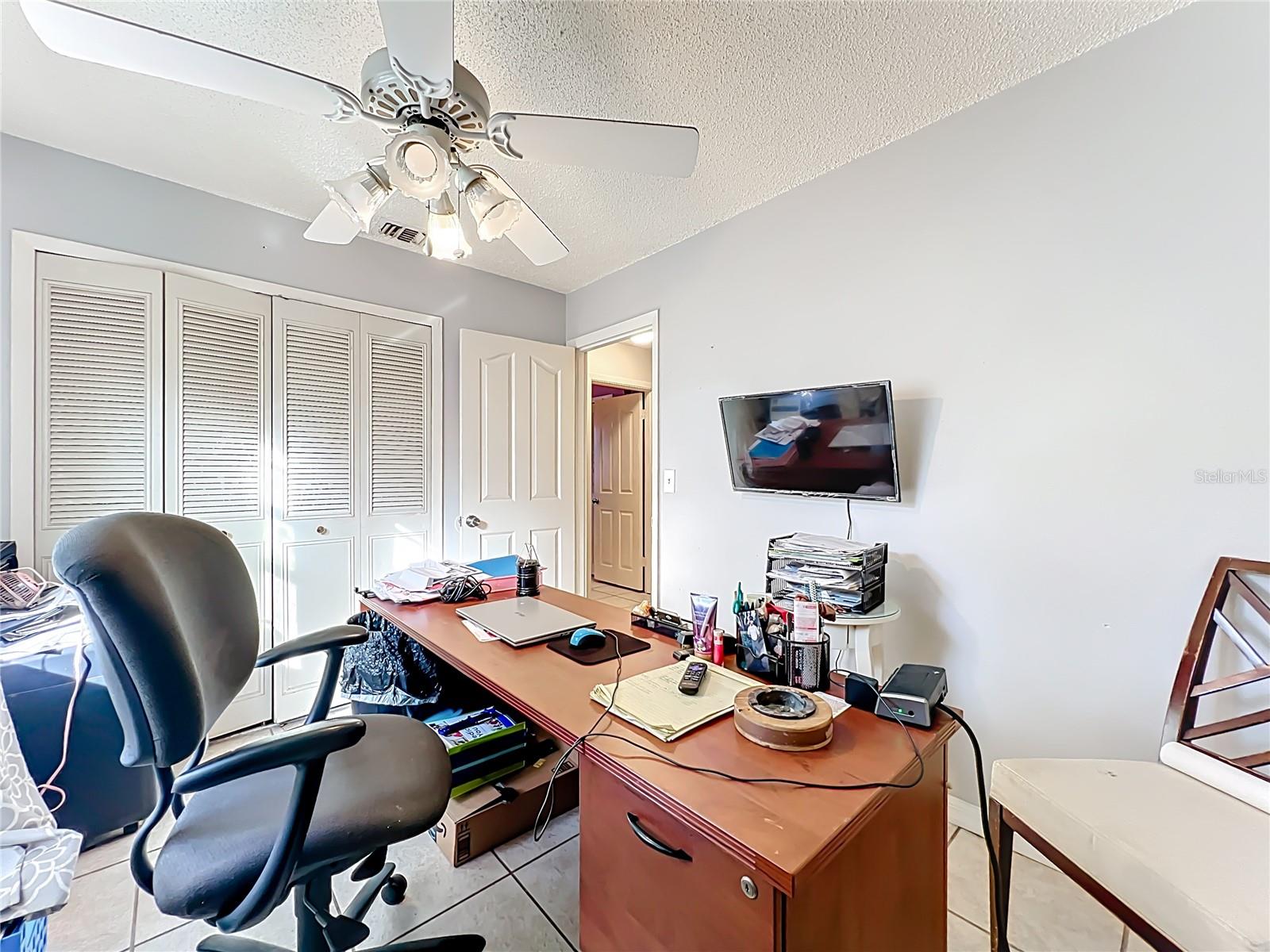 Image 20 of 36 For 2551 El Portal Avenue