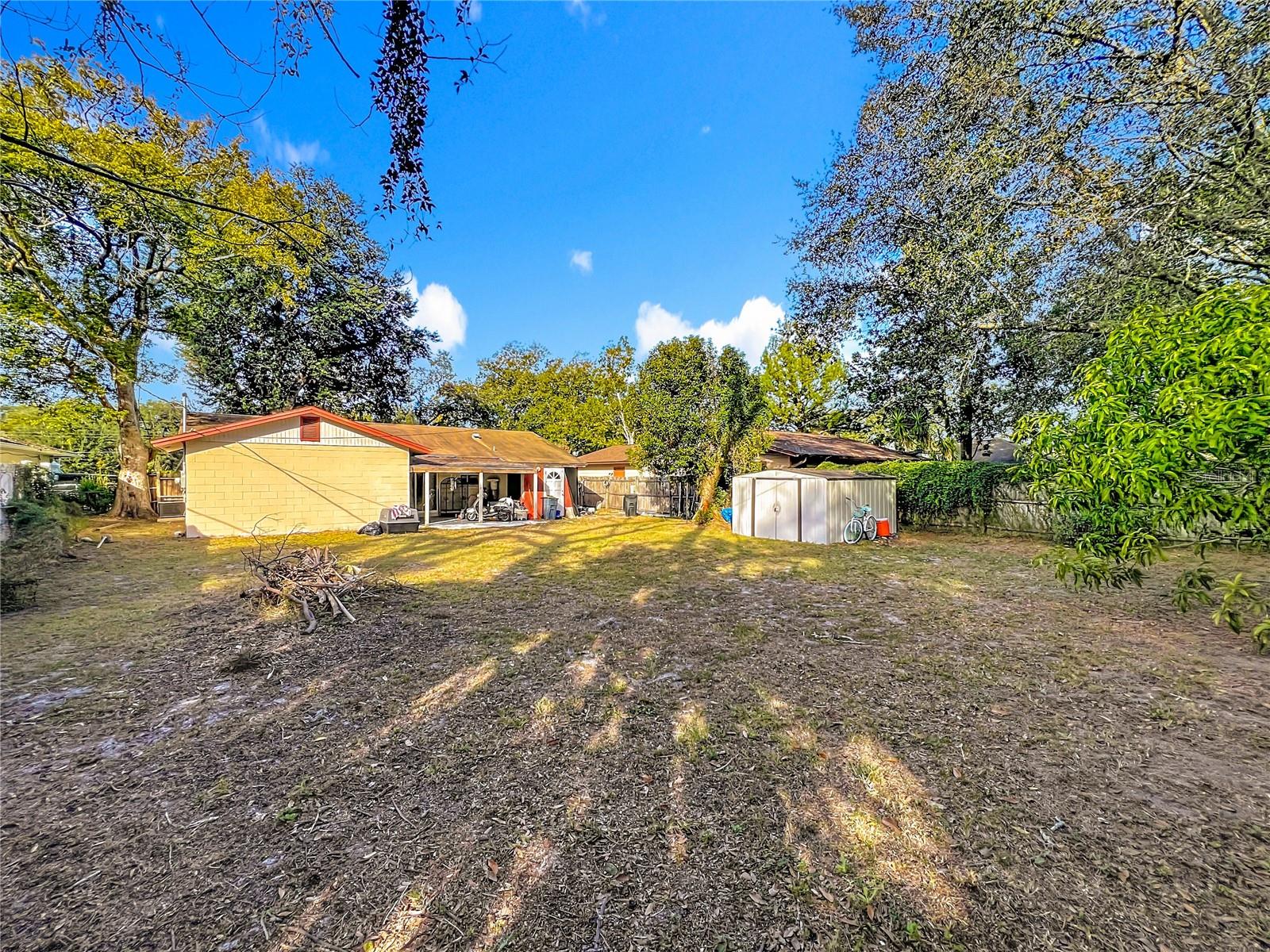 Image 34 of 36 For 2551 El Portal Avenue