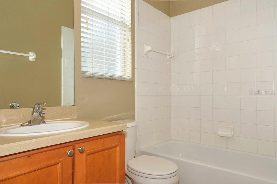 Image 13 of 16 For 4906 Lake Cove Boulevard