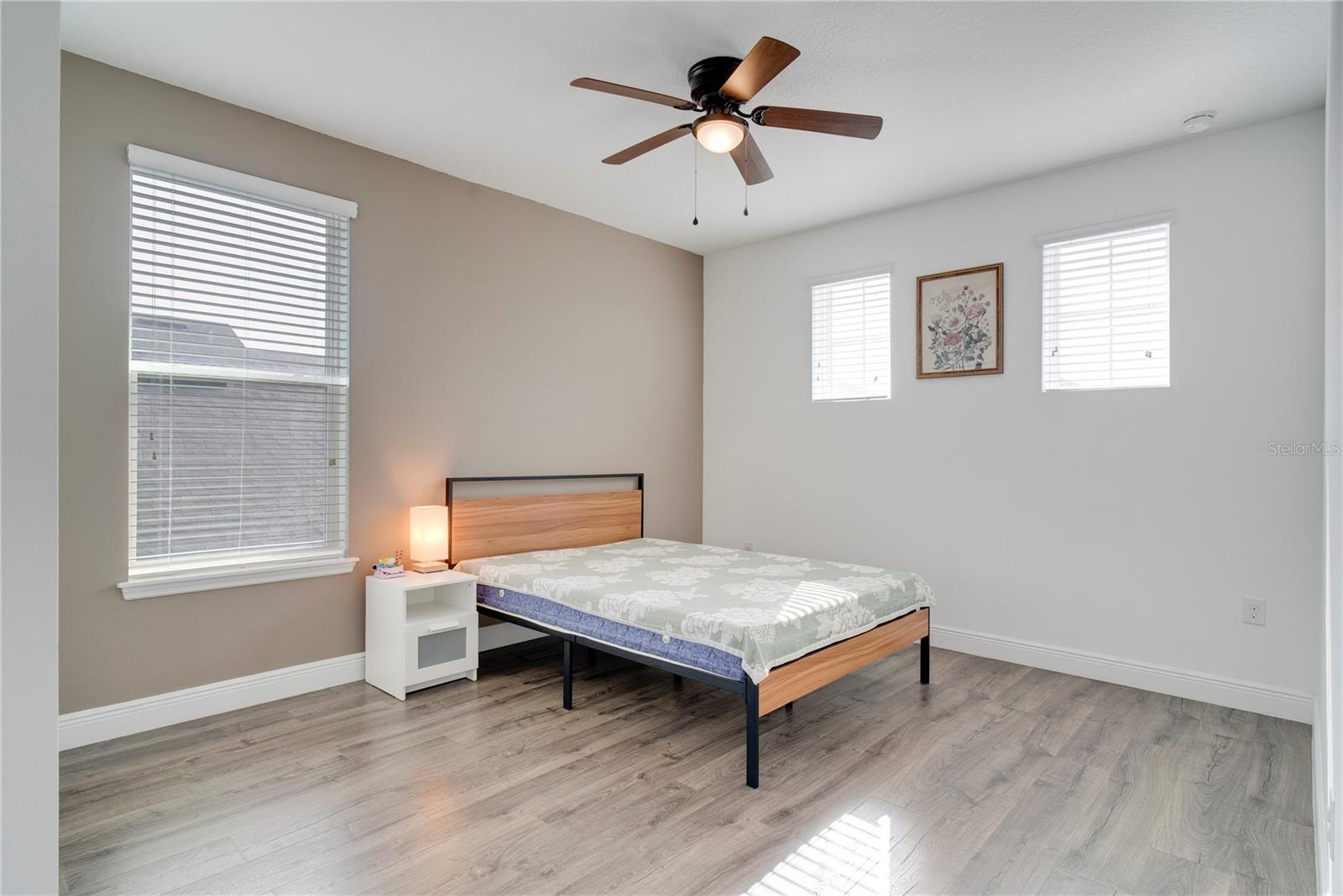 Image 25 of 36 For 15755 Sweet Limetta Drive